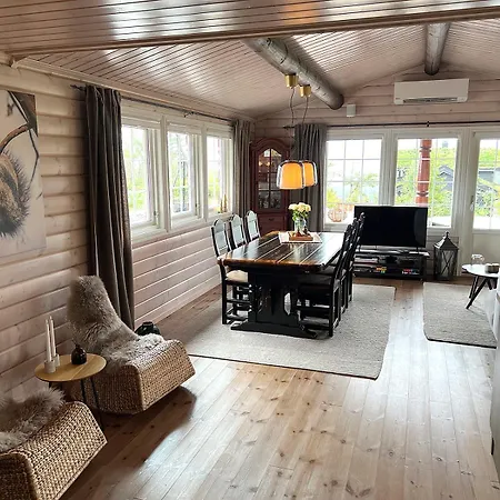 Cozy On With Jacuzzi Close To Cross-country Trails And Hiking Trails Tatil Evi